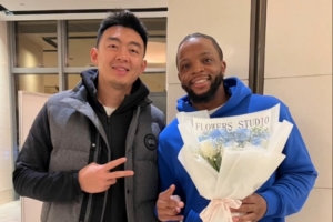 陸續到位！寧波男籃官博曬辛普森報到視頻：Captain Hook is here