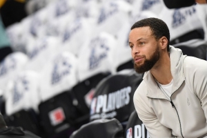 馬健：庫里這狀態打20個賽季都沒問題 健康的勇士很有機會打西決