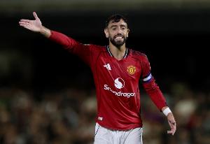 拒絕沙特70萬周薪報價！B費：我想為曼聯贏更多，也是簽約的初心