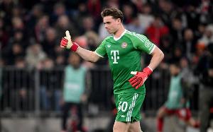 烏爾比希禁區外手球未出牌！德足協：皮球反彈時手臂處于自然狀態