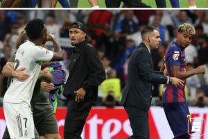 都是隊友...國家德比沖突，拉菲尼亞入場幫亞馬爾向維尼修斯出頭