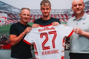 天空：曼聯(lián)、切爾西、波爾圖關(guān)注薩爾茨堡18歲前鋒阿拉杰貝戈維奇