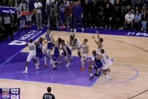 真戲劇性！布克第二罰不中&奧尼爾補籃不中 馬威再補籃追平比分