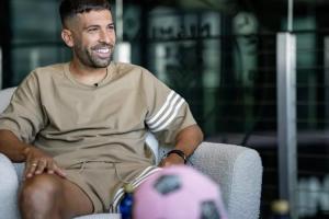 巴西連線不再??阿爾巴：和史上最佳球員梅西并肩作戰是一種榮幸