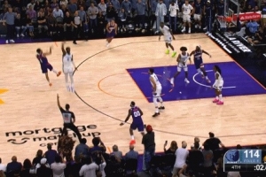 相信球星！太陽最后時刻不喊停布克直接絕殺三分可惜不中