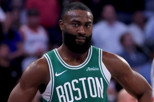 記者：凱爾特人新賽季的三大目標 拼籃板、造失誤、全力提速