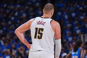 連續(xù)4場三雙！約基奇：我只是努力用正確的方式打球 并希望順?biāo)? >
                                        </div>
                                    </div>
                                                                        <div   id=