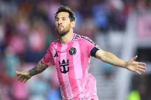 西媒：梅西決定介入明年的巴薩選舉，對抗此前背叛了他的拉波爾塔