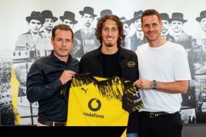 體圖：今夏羅馬的報價高出三成，但F-席爾瓦為安定最終選擇多特