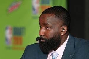 莫里斯兄弟：帕金斯作為聯盟老炮 不該公開數落莫蘭特