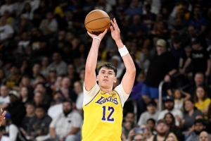 半場7中6貢獻15分！湖記：與森林狼的那場徹底讓拉拉維亞打出狀態