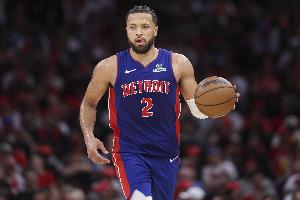 全明星！康寧漢姆近3戰(zhàn)場均28分5.7板12助2斷1.3帽 活塞3勝0負