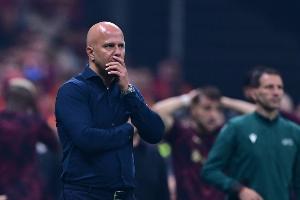 斯洛特：弗林蓬、阿利松均無(wú)法出戰(zhàn)曼城，但伊薩克可能進(jìn)入大名單