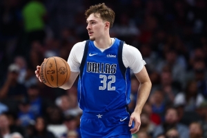 皮爾斯：打控衛能讓弗拉格離開舒適區 KG新秀賽季也曾打3號位