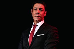 官方：53歲魯伊·科斯塔再次當選本菲卡主席 9.3萬會員投票創紀錄