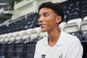 巴西媒體：西班牙人隊(duì)接觸小羅比尼奧的經(jīng)紀(jì)人和母親，進(jìn)行咨詢(xún)