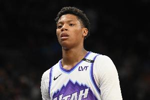 19歲零93天！貝利連續(xù)兩場比賽至少20分&4記三分 歷史最年輕