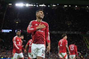 記者：曼聯可能為卡塞米羅提供1+1合同，但球員需接受大幅降薪