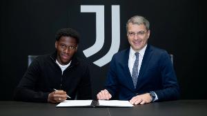 喬納森-戴維：儒尼尼奧是史上最佳任意球手，他總能進球