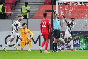 足球報談海港亞冠三連敗：賽程“連軸轉”，傷病為失利埋下隱患