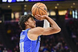 本賽季末節三分命中率Top10：克里斯蒂60.9%居首 太陽三人上榜