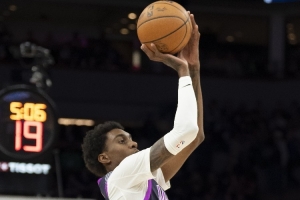 13中10高效砍27分！芬奇：麥丹具備優(yōu)秀中距離射手的所有特質(zhì)