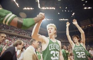 真摯的祝福！祝NBA名宿拉里·伯德69歲生日快樂！??