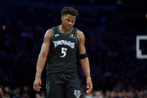 就是得分！愛德華茲打滿首節7中5拿到12分 另有1斷