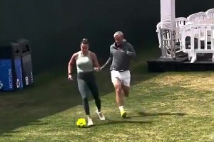 國外網友：薩巴倫卡踢球視頻我能看100遍??