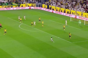 C羅傳中擊中對手后反彈安吉洛破門，勝利第30分鐘扳平聯合！